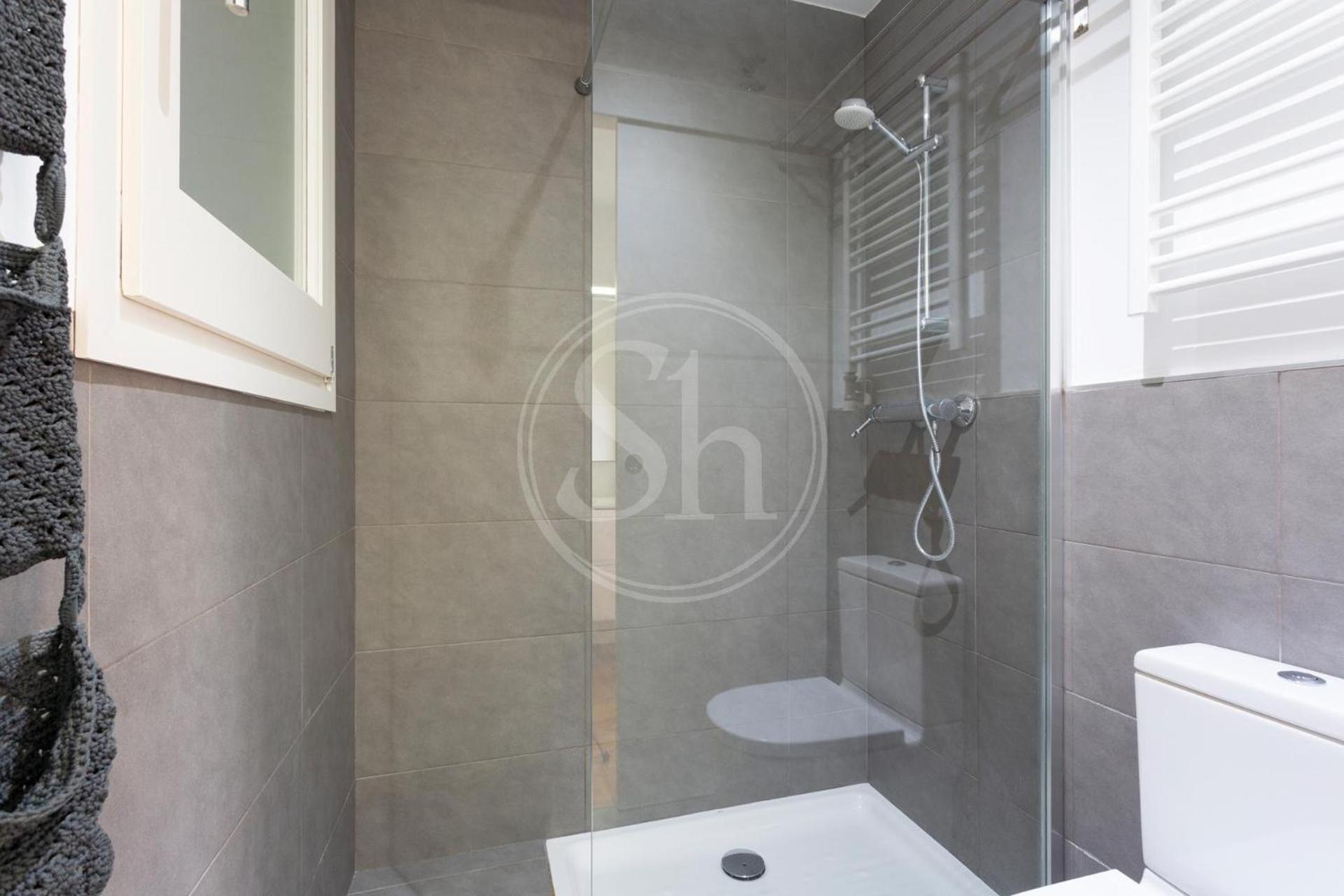 Moderno Apartamento En Eixample Барселона Экстерьер фото